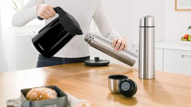 Електрическа кана Bosch TWK7L463, Kettle, 2400 W, 1.7 l, Black