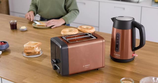 Електрическа кана Bosch TWK4P439, Kettle, DesignLine, 2000-2400 W, 1.7 l,  OneCup function, Copper