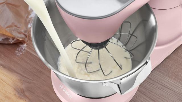 Кухненски робот Bosch MUM9A66N00, OptiMUM, 3D PlanetaryMixing,  1600 W, 7 speeds, Extra large stainless steel bowl 5.5 l, All-Metal Body, Silver-Pink