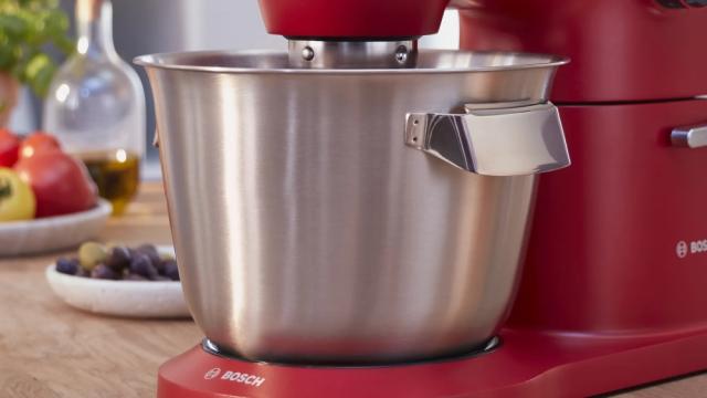 Кухненски робот Bosch MUM9A66R00, OptiMUM, 3D PlanetaryMixing,  1600 W, 7 speeds, Extra large stainless steel bowl 5.5 l, All-Metal Body, OptiMUM pastry set, Silver-Cherry red