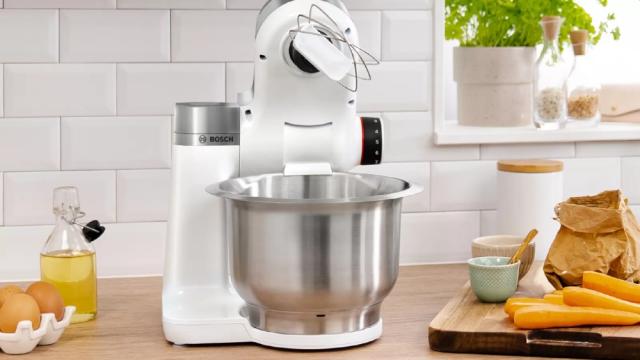 Кухненски робот Bosch MUMS2VS30, Kitchen machine, MUM Serie 2, 900 W, 3.8L stainless steel bowl, 3D PlanetaryMixing, 7 speeds, Pastry set, 3 discs, Meat grinder, TR blender 1.25 l, Transparent lid with filling hole, White-Silver