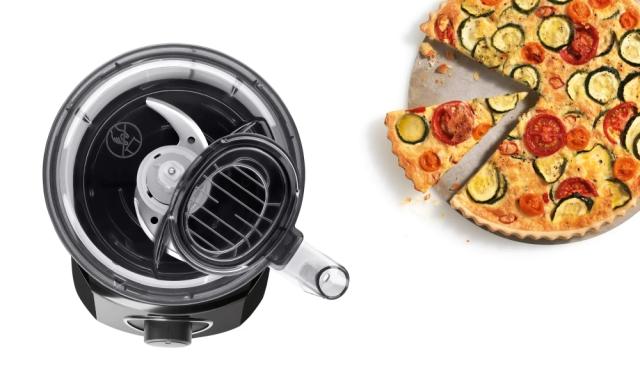 Кухненски робот Bosch MCM3201B, Kitchen machine, MultiTalent 3, 800 W, BPA-free, plastic bowl 2.3 l , Double-sided stainless steel disc for cutting and planing, suitable for crushing ice, Dough attachment, black