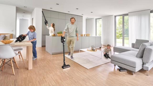 Прахосмукачка Bosch BCS82BL24, Series 8, Cordless Handstick Vacuum Cleaner, Unlimited Gen2, Black