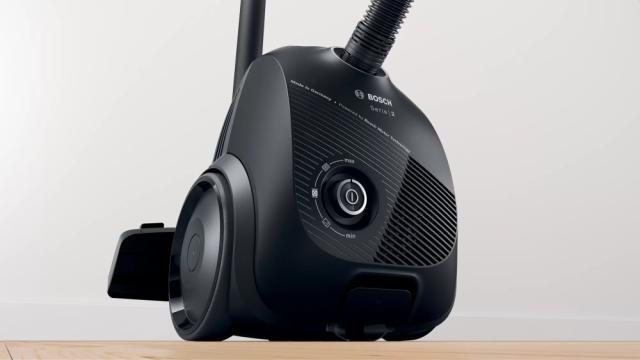 Прахосмукачка Bosch BGLS2BA3H, Vacuum cleaner with bag 3.5 l, Series 2, 600W, 80 dB(A), black