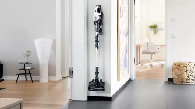 Прахосмукачка Bosch BBS711W, Cordless Handstick Vacuum Cleaner, Unlimited 7, TurboSpin motor, 82 dB(A), 3.0 Ah battery, 18.0V, AllFloor DynamicPower Brush with LED, White