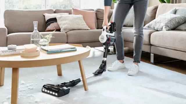 Прахосмукачка Bosch BBS711W, Cordless Handstick Vacuum Cleaner, Unlimited 7, TurboSpin motor, 82 dB(A), 3.0 Ah battery, 18.0V, AllFloor DynamicPower Brush with LED, White
