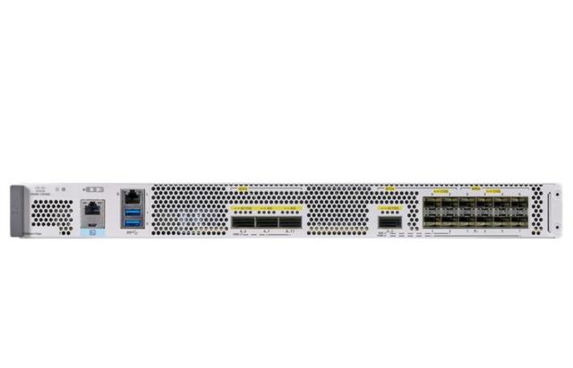 Рутер Cisco Catalyst 8500-12X4QC Edge Platform