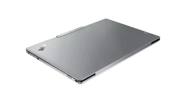Лаптоп Lenovo ThinkPad Z13 G1 AMD Ryzen 7 PRO 6850U (2.7GHz up to 4.7GHz,16MB), 16GB LPDDR5 6400MHz, 512GB SSD, 13.3" WUXGA (1920x1200) IPS AG, AMD Radeon 680M Graphics, WLAN, WWAN, BT, IR&FHD 1080p Cam, Backlit KB, FPR, 3 cell, Win11Pro, 3Y+Lenovo U