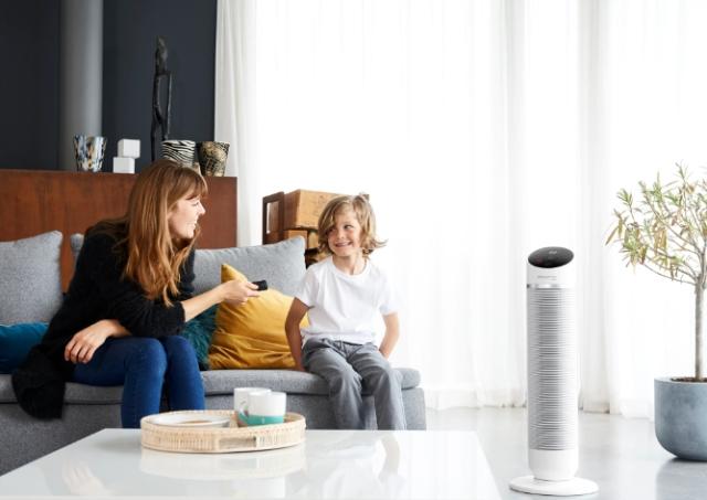 Вентилаторна печка Rowenta HQ8110F0, 2400W, 2-in-1 Tower technology Fan + Classic Heater, 40db(A), Electronic thermostat with touch screen, Air Filtration Technology, Remote Control