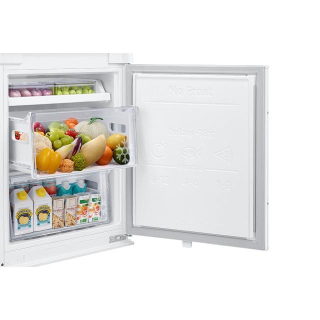 Хладилник Samsung BRB30600FWW, Refrigerator integrated, Fridge Freezer, 298l, No Frost, Twin Cooling Plus, Energy Efficiency F, H 193.5 cm