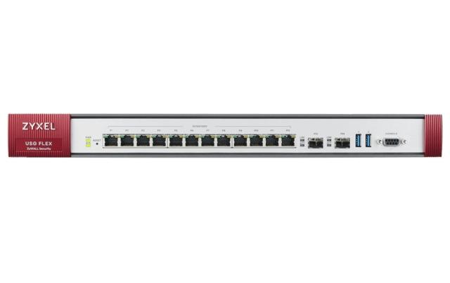 Защитна стена ZyXEL USG Flex Firewall 12 Gigabit user-definable ports, 2*SFP, 2* USB / 1 Yr UTM Bundle