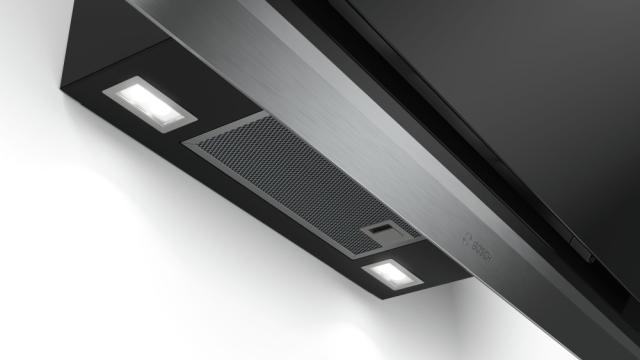 Аспиратор Bosch DWK98PR60, Inclined hood 90cm A+, black glass, PerfectAir sensor, max 840 m3/h, 54 dB, Cooktop control ,HC
