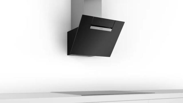 Аспиратор Bosch DWK67EM60 SER2 Inclined hood 60cm B, black glass, max 669 m3/h, 60 dB
