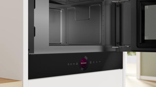 Микровълнова печка Bosch BFR7221B1, SER8 Built-in microwave, 900W, 21l, AutoPilot 7, Digital control ring, TFT touch display, black