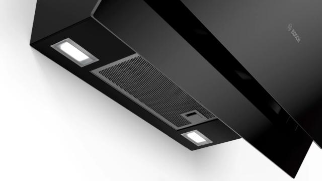 Аспиратор Bosch DWK67CM60 SER4; Comfort; Inclined hood 60cm A, black glass, max 660 m3/h, 57 dB