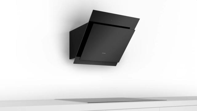 Аспиратор Bosch DWK67CM60 SER4; Comfort; Inclined hood 60cm A, black glass, max 660 m3/h, 57 dB