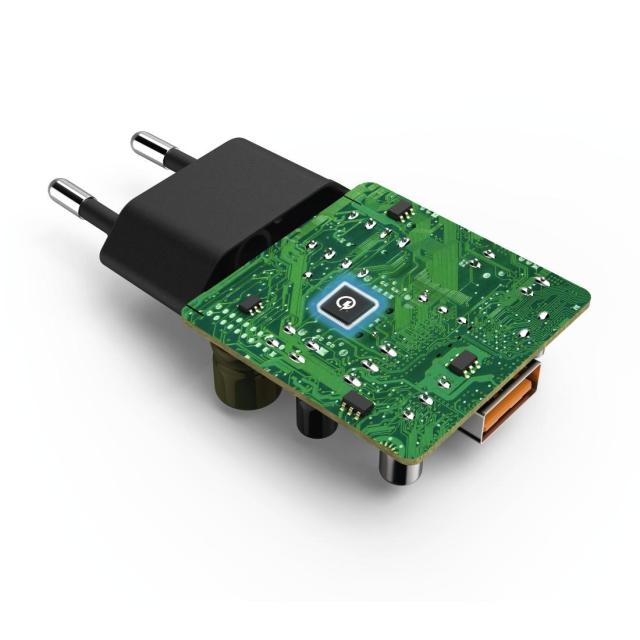 Зарядно 220V HAMA 19.5W USB Type-C, 3 A,Qualcomm Quick Charge 3.0 + USB Type-C кабел, 1.5м, Черен