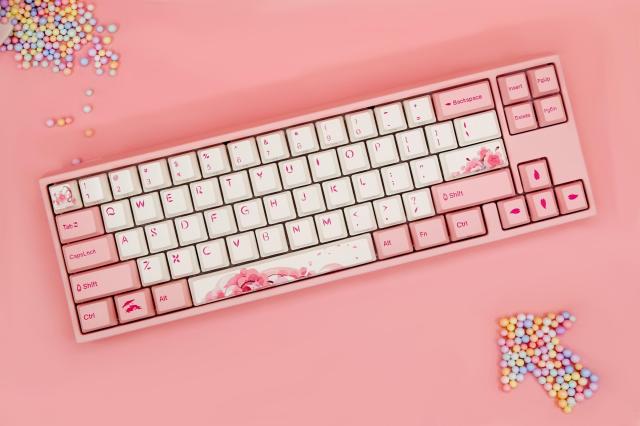Геймърскa механична клавиатура Ducky x Varmilo Miya Sakura V2 65, Cherry MX Brown суичове