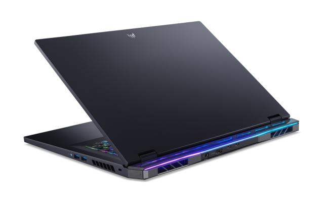 Лаптоп Acer Predator, PH18-71-949U, Intel Core i9-13900HX (up to 5.40GHz, 36MB), 18" WQXGA (2560x1600) IPS Mini Led 250Hz, 32GB DDR5 4800MHz, Raid 2x1024GB PCIe SSD, RTX 4080 12GB GDDR6, WIFI 6E BT INTEL Killer, Micro SD, FHD cam+mic, RGB-backlit Kb,