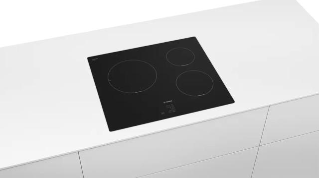 Готварски плот Bosch PUC611AA5E, SER2, Induction hob, 60 cm, 3 zones, surface mount without frame, Black