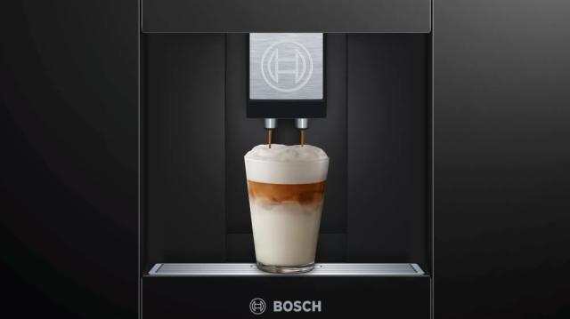 Кафемашина Bosch CTL636EB6, SER8, Built-in fully-automatic coffee machine, SensoFlowSystem, Aroma Double Shot, AutoMilk Clean, 19 bar, TFT displ. 3x4,5cm, HC, black