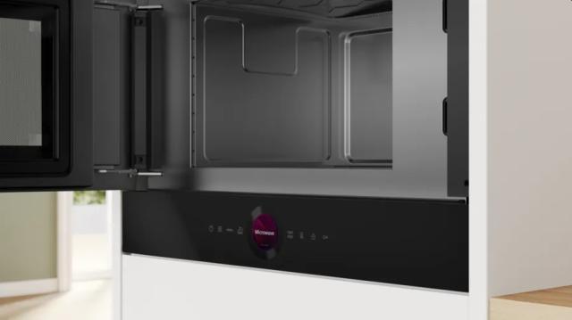 Микровълнова печка Bosch BFL7221B1, SER8, Built-in microwave, 21l, AutoPilot 7, LED light, left hinge,TFT, black