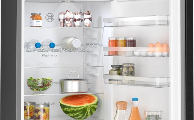 Хладилник Bosch KGN39VXCT, SER4, FS fridge-freezer NoFrost, C, 203/60/66cm, 363l(260+103), 35dB(B), IC, VitaFresh XXL, 0° drawer, Glossy Backwall with Multi Airflow, Intelligent Inverter Technology, handles, Black Inox Antifingerprint