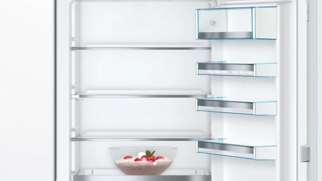 Хладилник Bosch KIS87AFE0 SER6 BI fridge-freezer LowFrost, E, 177,2cm, 270l(209+61), 36dB, VitaFresh Plus, EasyAccess shelf, Vario Shelf, 2 cooling systems, display, flush-folding