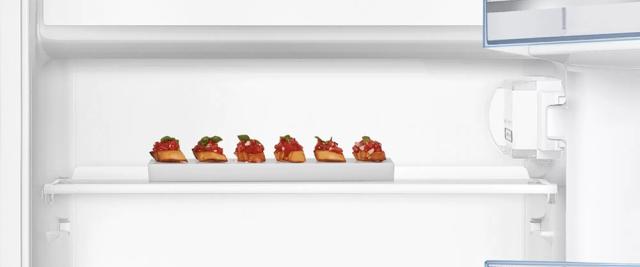 Хладилник Bosch KIL24NFF1 SER2 BI fridge with freezer section, F, 122,5cm, 200l(183+17), 37dB, MultiBox, display, flush-folding