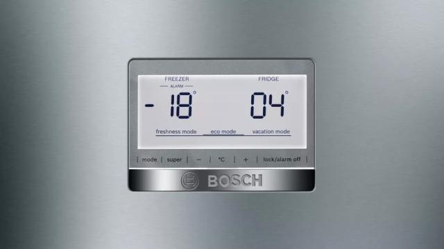 Хладилник Bosch KGN49AIEQ SER6; Premium; Free-standing fridge-freezer NoFrost, E, 203/70/67cm, 435l(330+105), 40dB, VitaFresh Plus, inox EasyClean doors, display