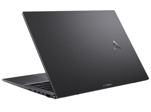 Лаптоп Asus Zenbook UM3402YAR-OLED-KM521W,AMD Ryzen 5 7530U (6-core/12-thread, 16MB cache, up to 4.3 GHz), 14." OLED ,2.8K (2880 x 1800) OLED 16:10 aspect ratio, DDR4 16GB(ON BD.),500 GB PCIEG3 SSD, TPM, Num Pad, Windows 11,Jade Black