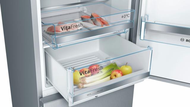 Хладилник Bosch KGE39AICA SER6; Comfort; Fridge-freezer LowFrost, C, 201/60/65cm, 337l(249+88), 38dB, VitaFresh, inox EasyClean doors