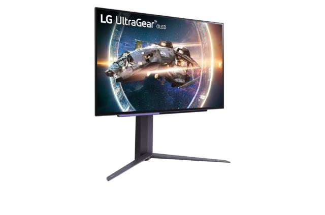 Монитор LG 27GP95R-B, 26.5", UltraGear OLED 0.03ms (GtG), AG, QHD (2560x1440), 240Hz, HDR10, 1500000:1, 1000cd/m2, DCI-P3 98.5%, USB3.0 (1up/2down), VRR, AMD Free-sync, NVIDIA G-Sync, HDMI, DP, Height Adjustable, Pivot, Tilt, Swive, Headphone Out, Bl