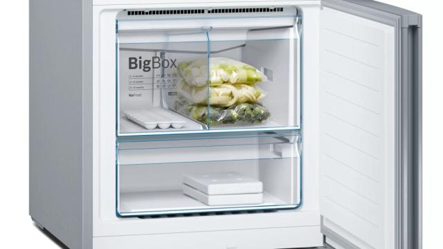 Хладилник Bosch KGN56XLEA SER4 FS fridge-freezer NoFrost, E, 193/70/80cm, 505l(400+105), 42dB, VitaFresh 38l, display, inox-look