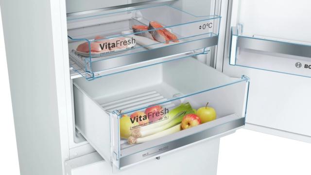 Хладилник Bosch KGE36AWCA SER6 FS Fridge-freezer LowFrost, C, 186/60/65cm, 302l(214+88), 38dB, VitaFresh 22l, bottle rack, fan, white