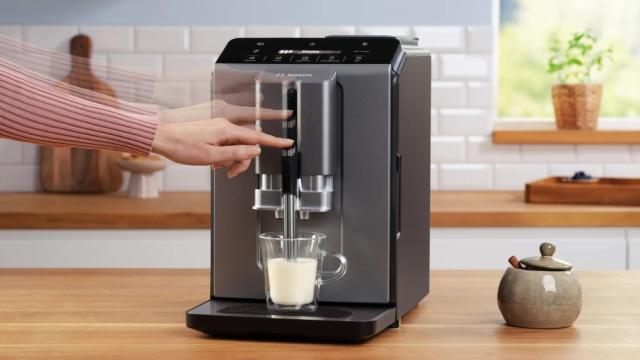 Кафемашина Bosch TIE20504, SER2, Automatic coffee-espresso machine, VeroCafe, 1300 W, 1.4 litre, 15 bar, OneTouch function, MilkMagic Pro, Diamond titanium metallic