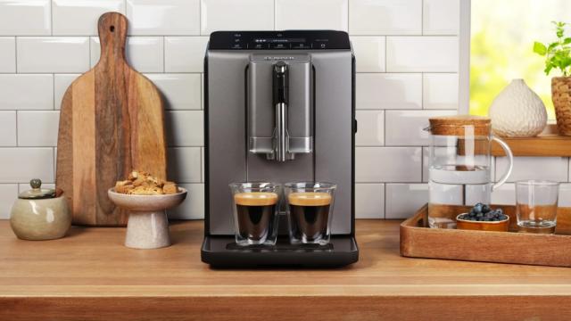 Кафемашина Bosch TIE20504, SER2, Automatic coffee-espresso machine, VeroCafe, 1300 W, 1.4 litre, 15 bar, OneTouch function, MilkMagic Pro, Diamond titanium metallic