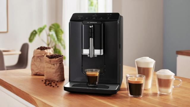 Кафемашина Bosch TIE20119, SER2, Automatic coffee-espresso machine, VeroCafe, 1300 W, 1.4 litre, 15 bar, OneTouch function, MilkMagic Pro, Glossy Black