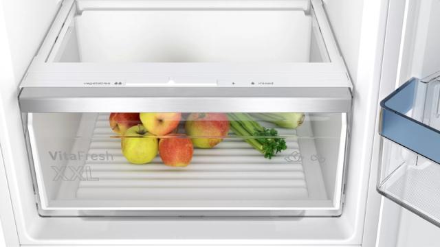 Хладилник Bosch KIV87VFE0 SER4, BI fridge-freezer LowFrost, E, 177,2 cm, 270 l (200+70), 35 dB(B), VitaFresh XXL, EcoAirflow, display, BigBox, flush-folding