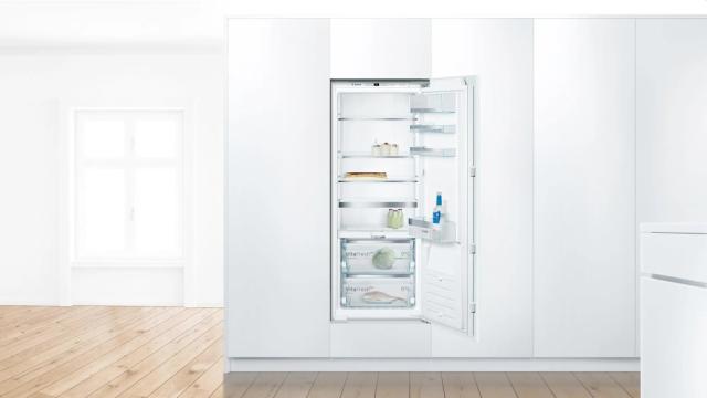 Хладилник Bosch KIF51AFE0 SER8, BI fridge, E, 140cm, 220l, 37dB(C), VitaFresh Pro 59l telescopic, Vario Shelf, display, flush-folding