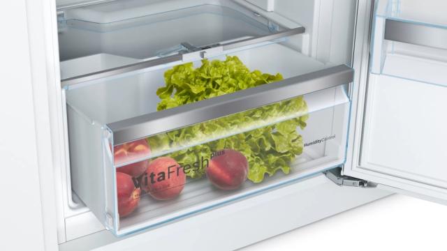 Хладилник Bosch KIR41AFF0 SER6 BI fridge, F, 122,5cm, 211l, 33dB, VitaFresh Plus, EasyAccess shelf, Vario Shelf, display, flush-folding