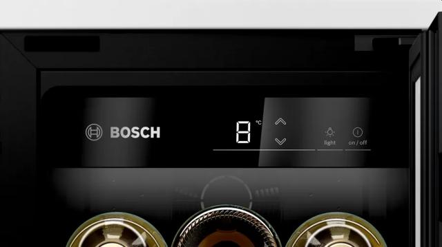 Шкаф за вино Bosch KUW20VHF0 SER6 Wine cooler with glass door, F, 82.0 cm x 30.0 cm x 55.0 cm, Number of shelves - 4, Capacity for bottles of 750 ml - 21, Temperature range (° C) - 5-20 ° C, 38 dB (A)