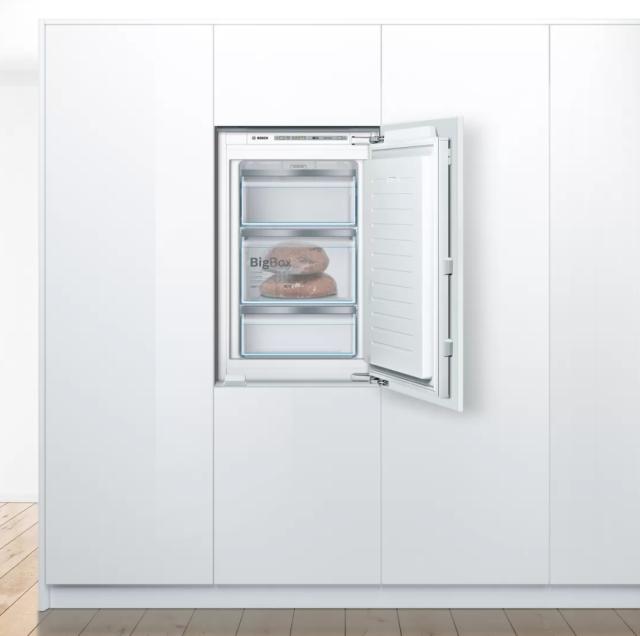 Фризер Bosch GIV21AFE0 SER6 BI freezer LowFrost, E, 87,4cm, 97l, 36dB, 3 drawers (1 BigBox), LED control, flush-folding