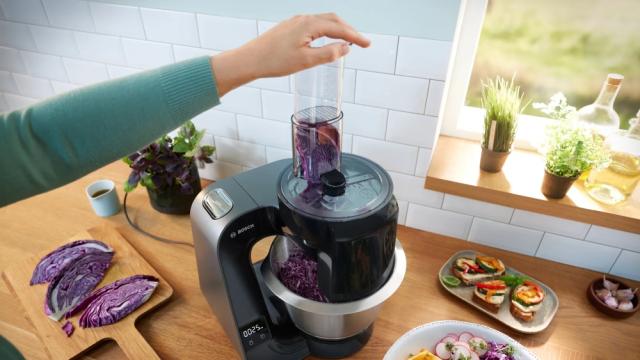 Кухненски робот Bosch MUM5XC66, Food processor with scale, MUM5, 3D Planetary Mixing, 1000 W, 7-speed, add. Meat grinder, Juicer, Bottle with a capacity of 0.5 l for smoothies, Black
