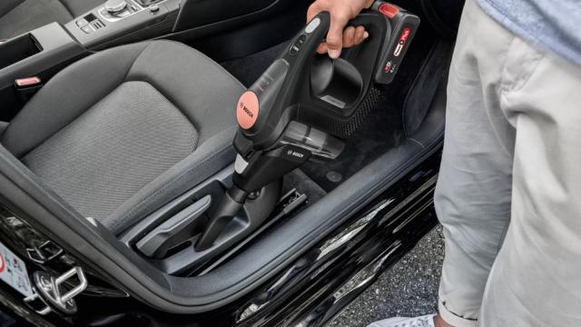 Прахосмукачка Bosch BCS8214PRQ, Cordless Handstick Vacuum Cleaner, Unlimited Gen2 ProParquet, Series 8, TurboSpin motor, 78 dB(A), 4.0 Ah battery, 18.0V, Soft HardFloor brush and AllFloor HighPower brush with LED, 2 in 1 furniture brush and upholster