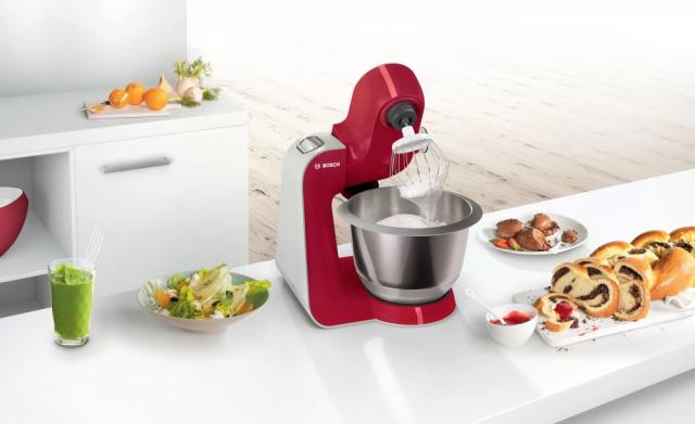 Кухненски робот Bosch MUM58720, Kitchen machine, MUM5, 1000 W, 3D PlanetaryMixing, 7 speeds, 3.9l stainless steel bowl, add accessories, Red - silver