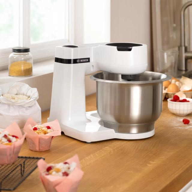Кухненски робот Bosch MUMS2EW30 Kitchen machine, MUM Serie 2, 700 W, 4 speeds, 3.8l plastic mixing bowl, add accessories, White - white