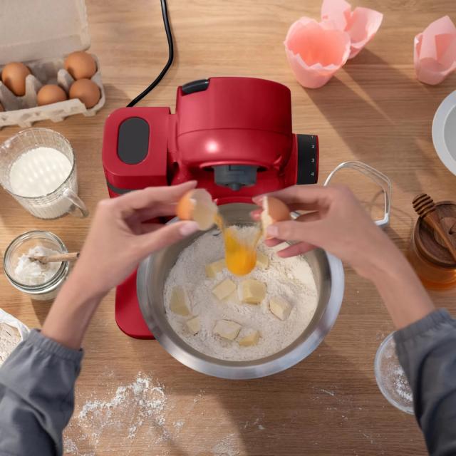 Кухненски робот Bosch MUMS2ER01 Kitchen machine, MUM Serie 2, Multi-motion-drive, 700 W, 4 speeds, 3.8l stainless steel bowl, Red - red