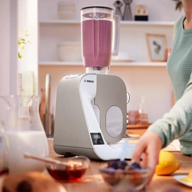 Кухненски робот Bosch MUM5XW20, Compact Kitchen Machine, MUM5 scale, 3D Planetary Mixing, 1000 W, White - champagne