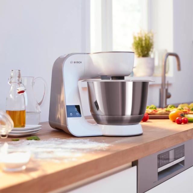 Кухненски робот Bosch MUM5XW20, Compact Kitchen Machine, MUM5 scale, 3D Planetary Mixing, 1000 W, White - champagne